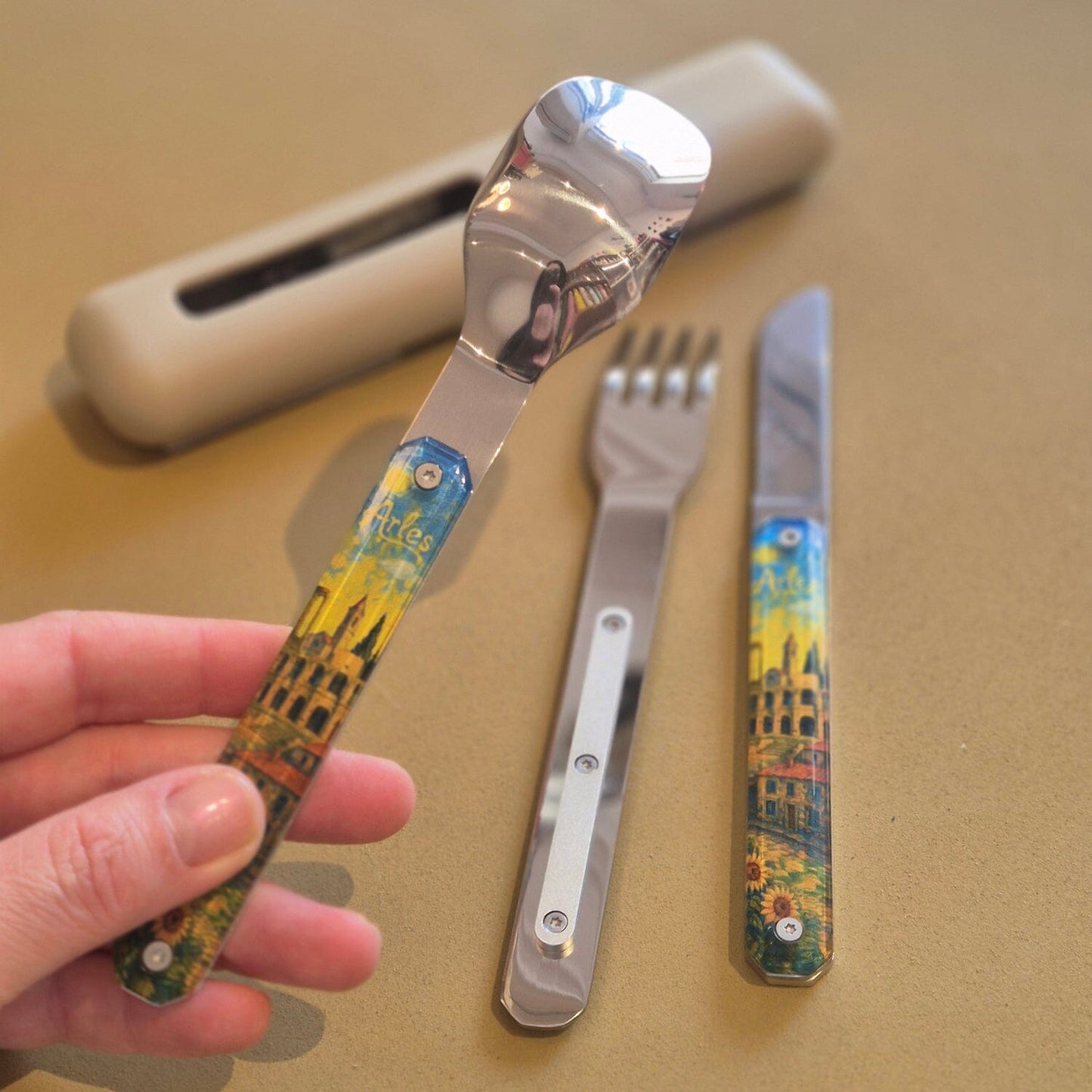 Couverts aimantés 12h34 Akinod – Modèle Arles (édition spéciale) Boutique Akinod