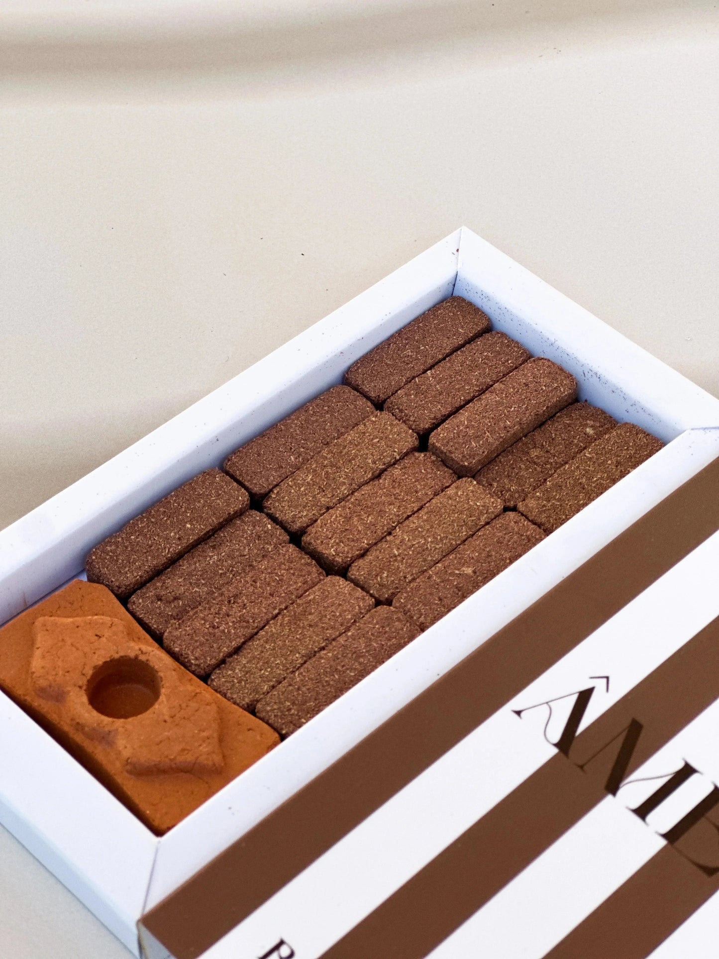 Briques d'encens naturel et brûleur Boutique Ames 