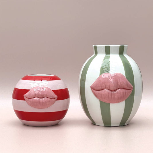 Vase kiss rayure vert L18,8 P16,9 H20,8cm Boutique Opjet Paris 